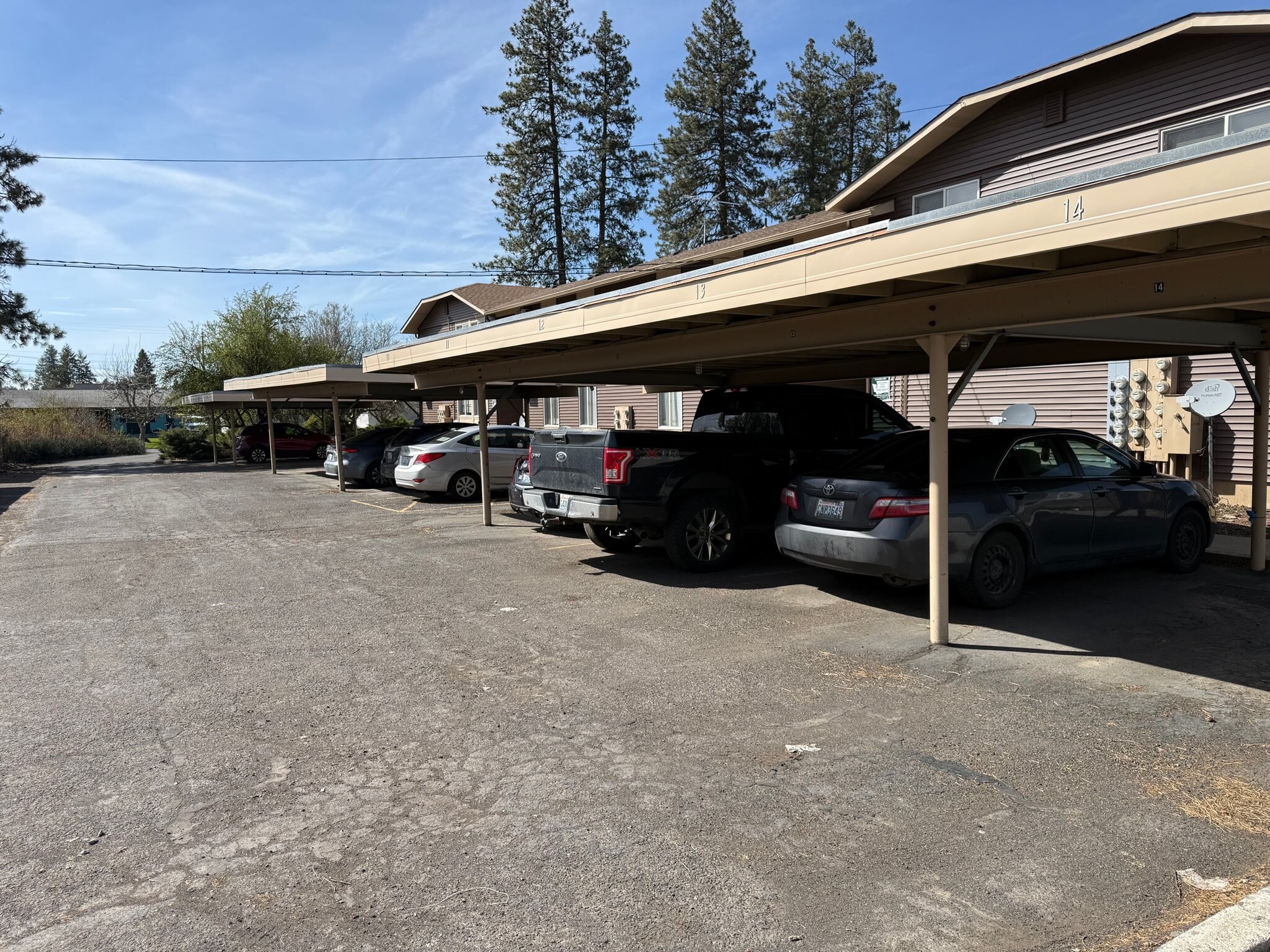 Building Photo - 910 E Campbell St