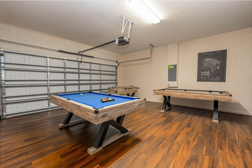 Building Photo - 5409 Misty Oak Cir