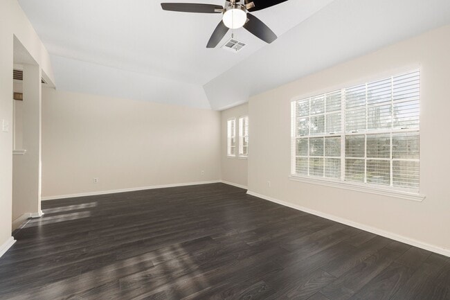 Building Photo - 21039 Vista Trail Ct