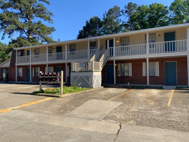 D Building - Blainewood Oaks