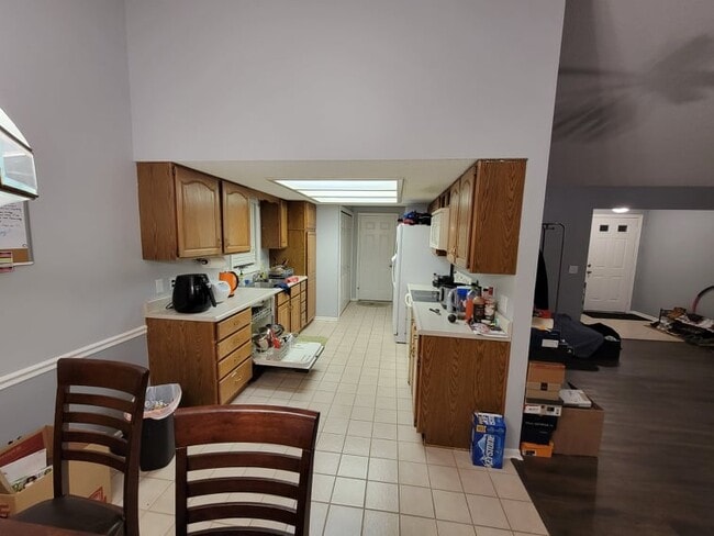 Building Photo - 6007 Belle Isle Ln