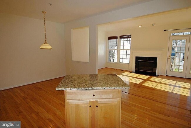 Building Photo - 13950 Lullaby Rd