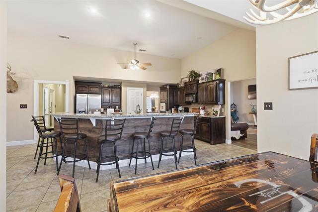 Building Photo - 4610 Sierra Sunset