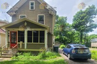 Building Photo - 1323 Genesee St