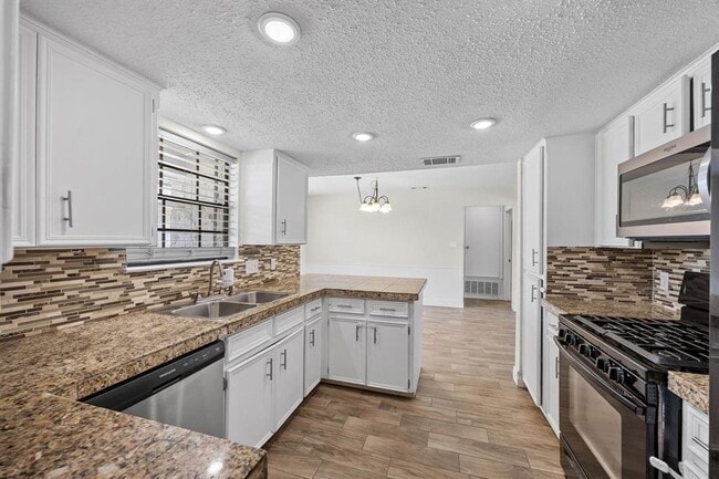 Building Photo - 1105 Spring Breeze Cove