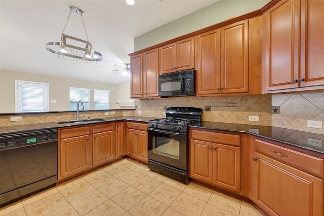 Building Photo - 20526 Pink Granite Valley