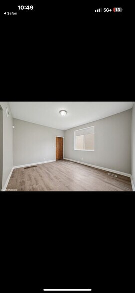 Building Photo - 13502 S Brandon Ave