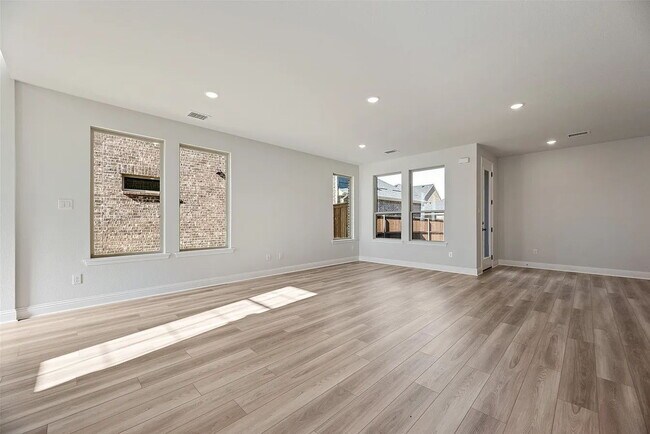 Building Photo - 3113 Buckeye St