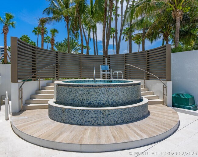 Building Photo - 1500 S Ocean Blvd