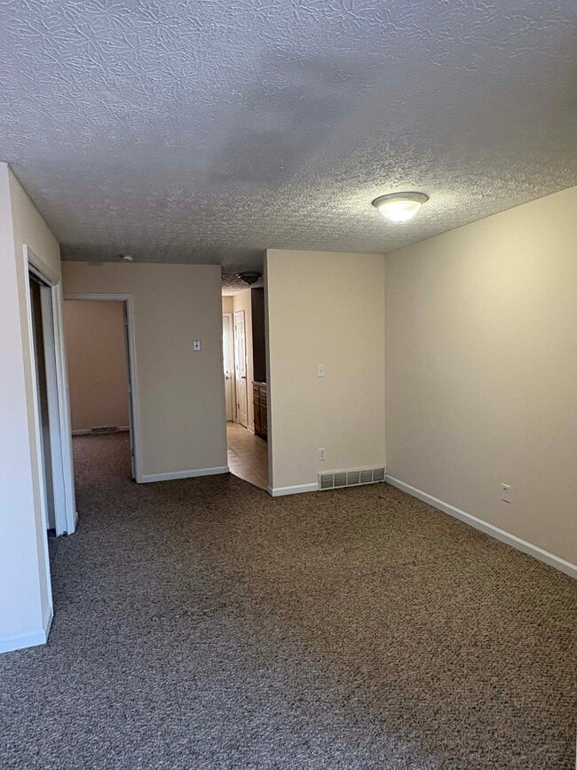 Building Photo - 1622 Flanigan Ct