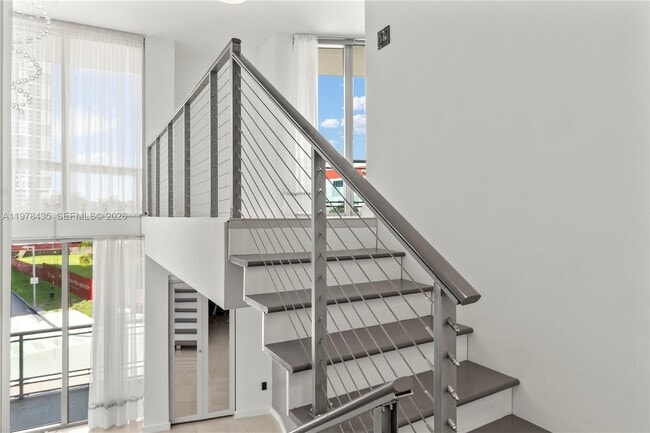 Building Photo - 350 S Miami Ave