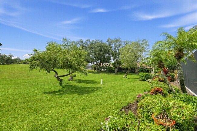 Building Photo - Winter season on the Boca Royale golf course, furnished pool home with club membership
