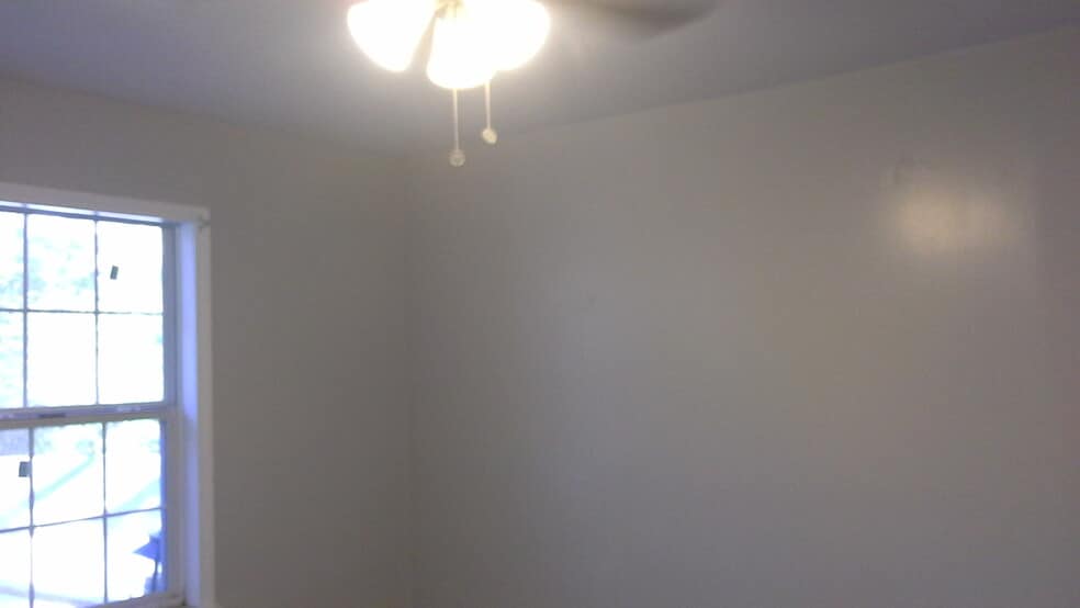 Building Photo - 2593 Nancelon Cir N