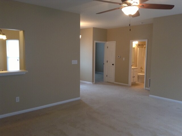 Building Photo - 4094 Ash Lawn Rd