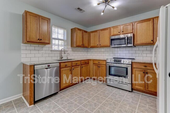 Building Photo - 5724 Henderson Oaks Dr