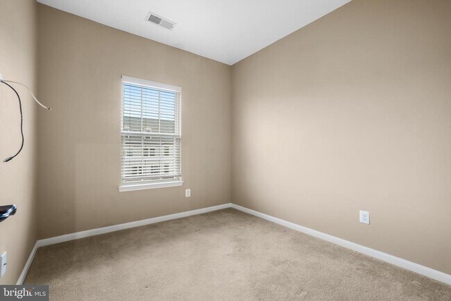 Building Photo - 2011 Serviceberry Rd