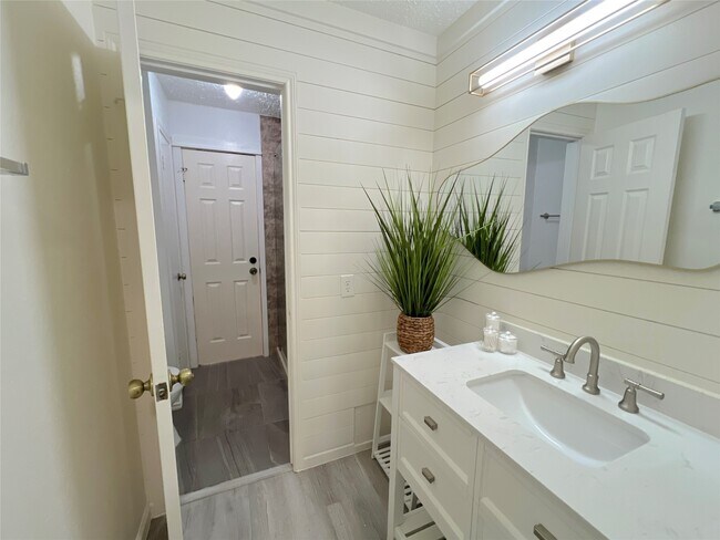 Building Photo - 22206 Silver Morning Ct