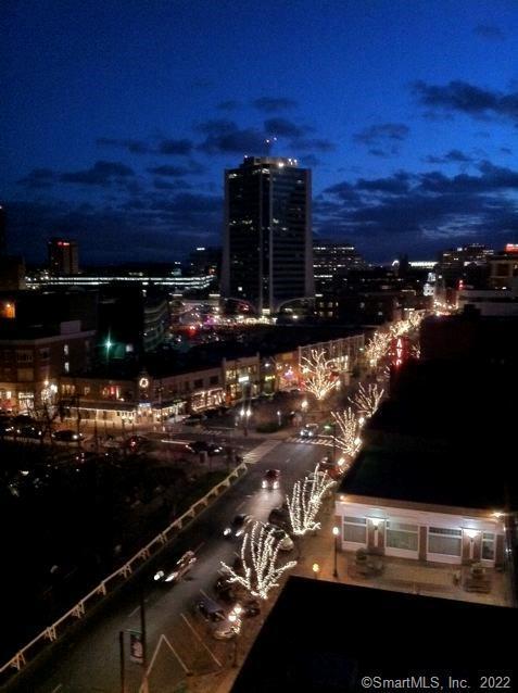 Building Photo - 444 Bedford St