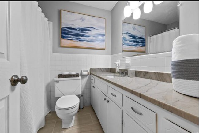 Building Photo - 6505 Chippewa Dr