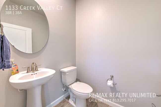 Building Photo - 1133 Crk Vly Ct