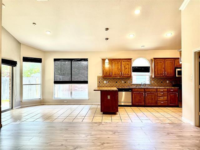 Building Photo - 516 Flora Vista Ct