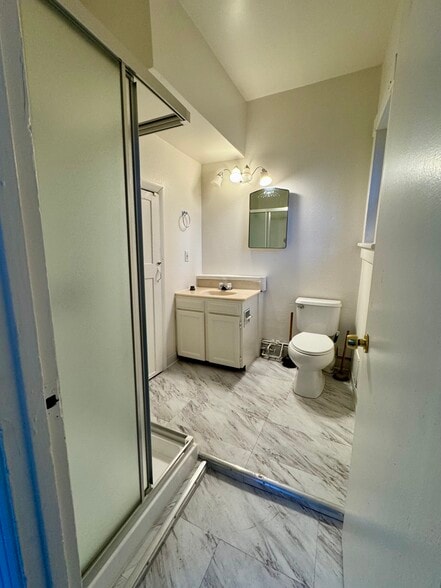 Building Photo - 312 Ruxton Ave