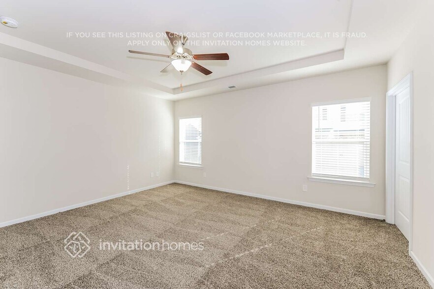 Building Photo - 132 Hickory Village Cir