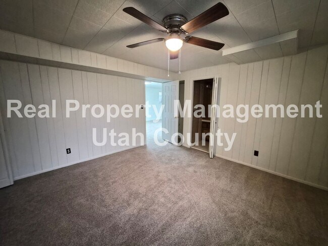 Building Photo - Beautiful Orem Home New Paint and Flooring