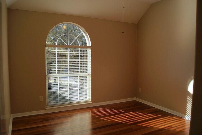 Building Photo - 3106 Scarlet Oak Cove