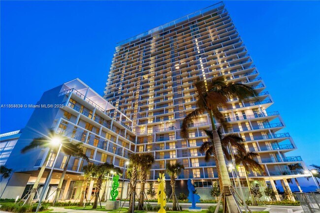 Building Photo - 2000 Metropica Wy