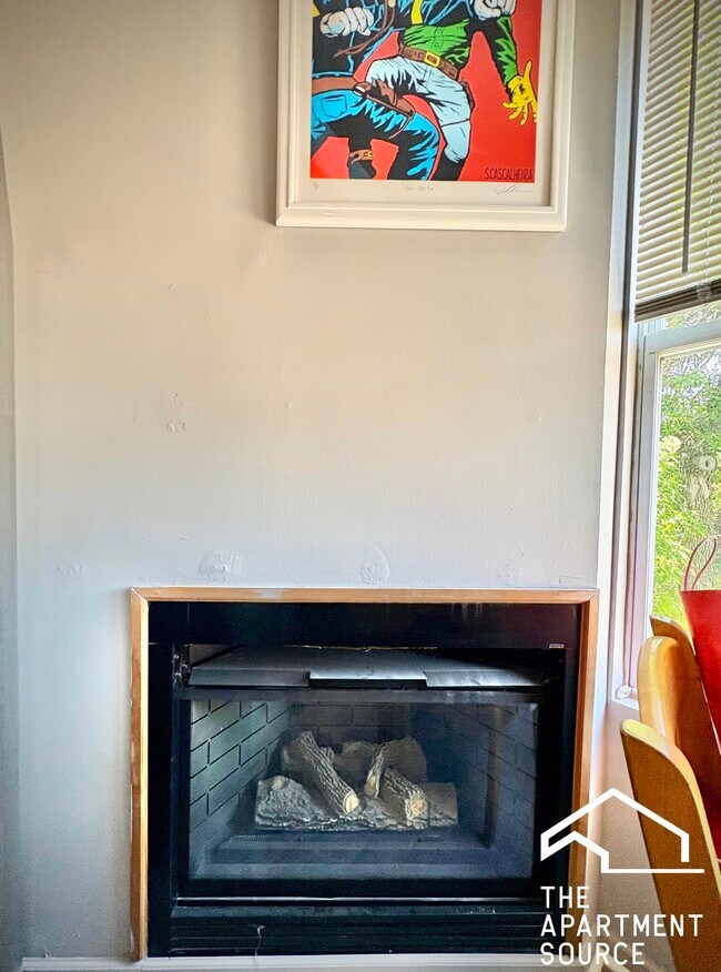 Building Photo - 1237 W Ohio St