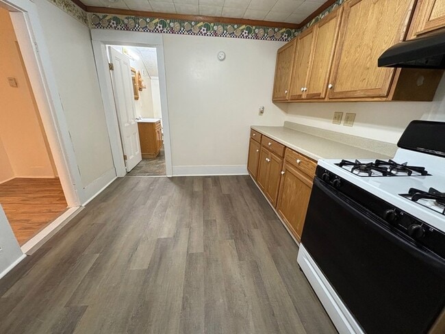 Building Photo - 12533 US-6