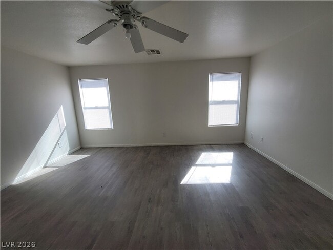 Building Photo - 10799 Flame Vine Ct