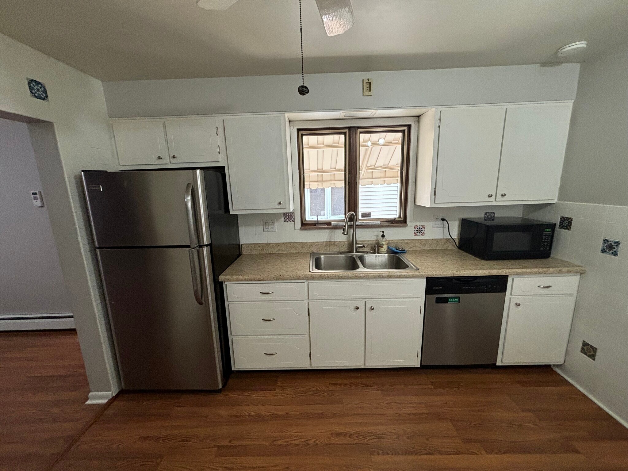 Kitchen - 166 Southern Ave