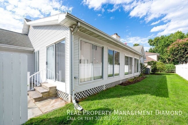 Building Photo - 225 Ocean View Blvd