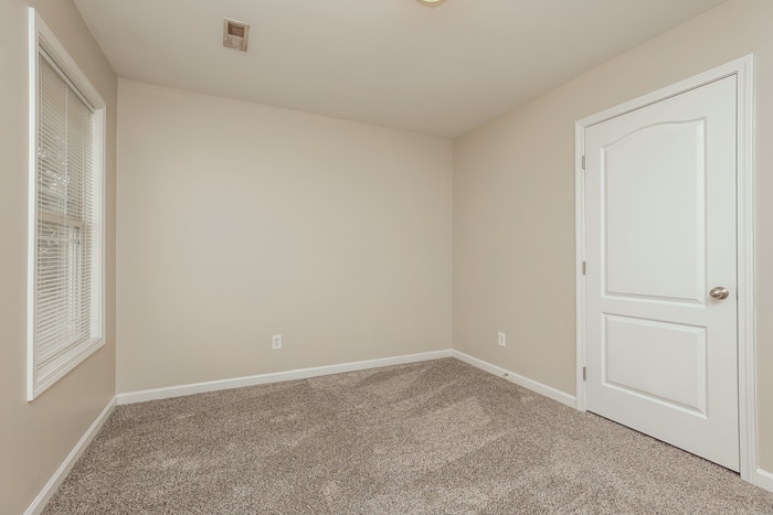 Building Photo - 100 Amos Springs Way