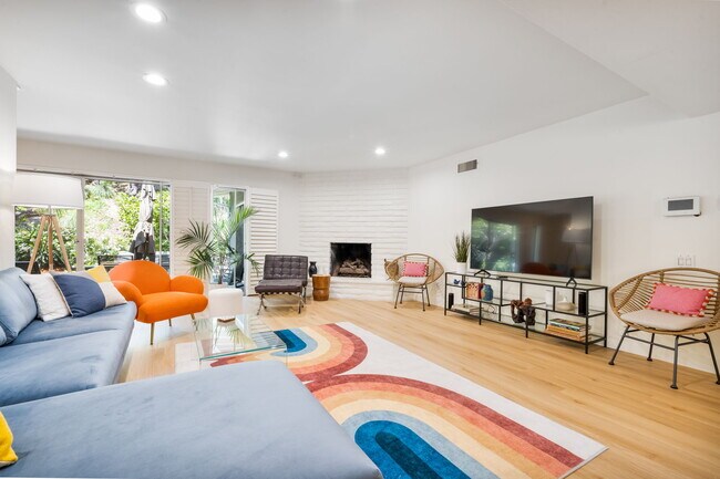 Living room - 11411 Dona Pegita Dr