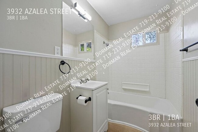Building Photo - 3932 Azalea St