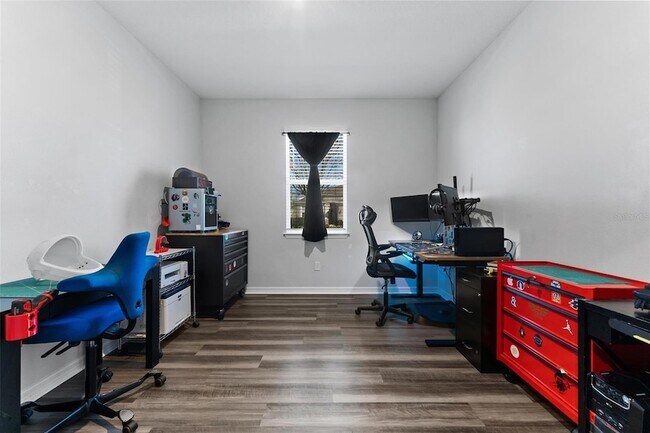 Building Photo - 34244 Radley Wy
