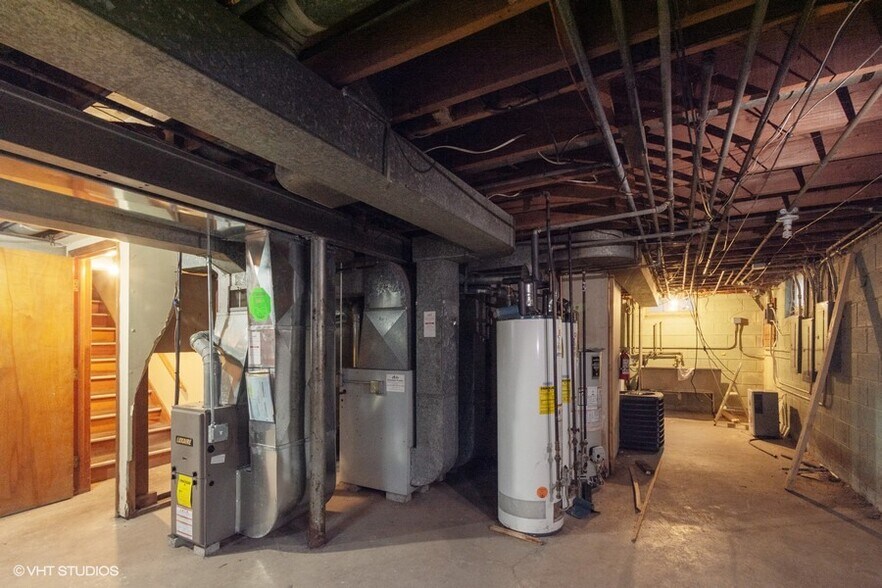 Building Photo - 3781 N 60th St
