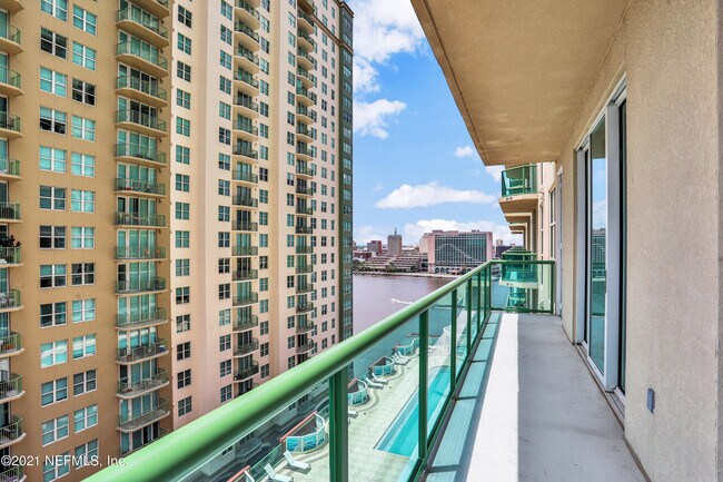 Building Photo - 1431 Riverplace Blvd