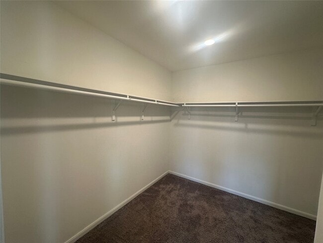 Building Photo - 3322 Nila Crk Dr