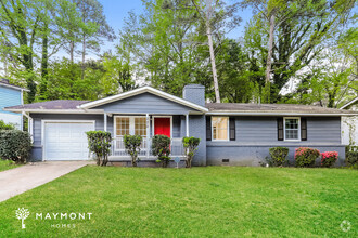Building Photo - Cozy Living and Easy Access – Riverdale Ho...