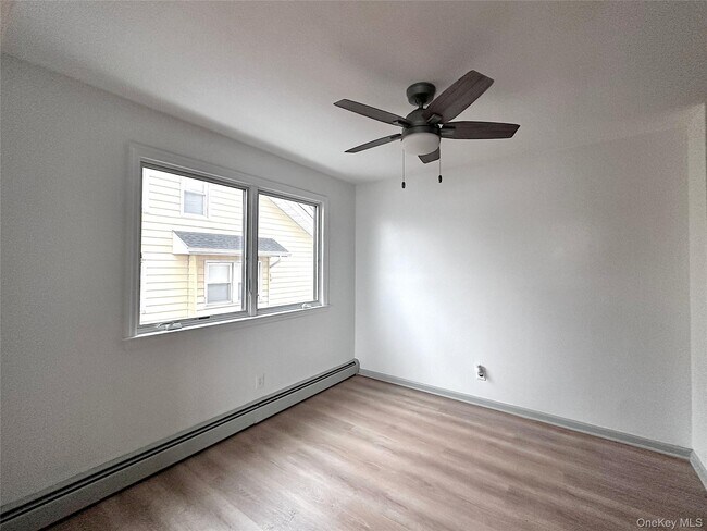 Building Photo - 25 Acacia Terrace