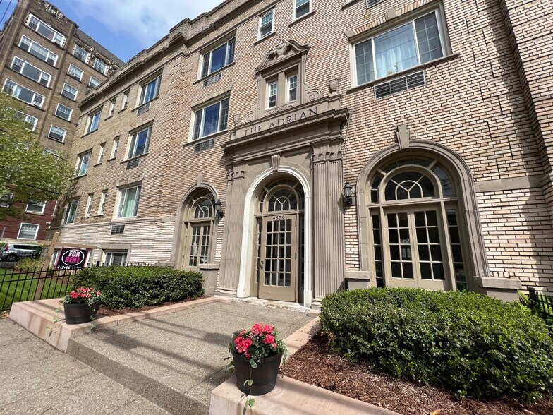 Oakland Apartments 4629 Bayard St Pittsburgh PA 15213 Apartment Finder