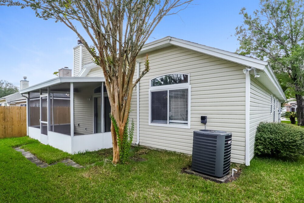 Building Photo - 2978 Centerwood Dr N