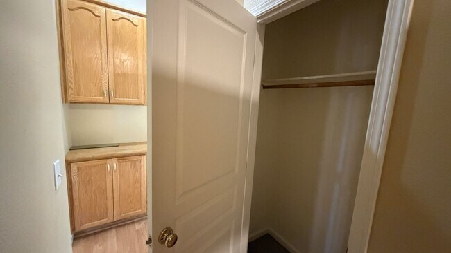 Building Photo - Single-Story Home for Lease – Manteca