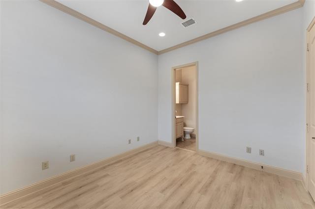 Building Photo - 7245 Parkwood Blvd