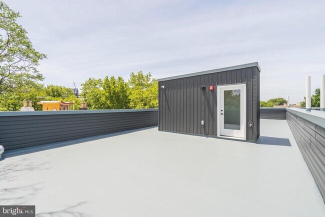 Building Photo - 435 N 35th St