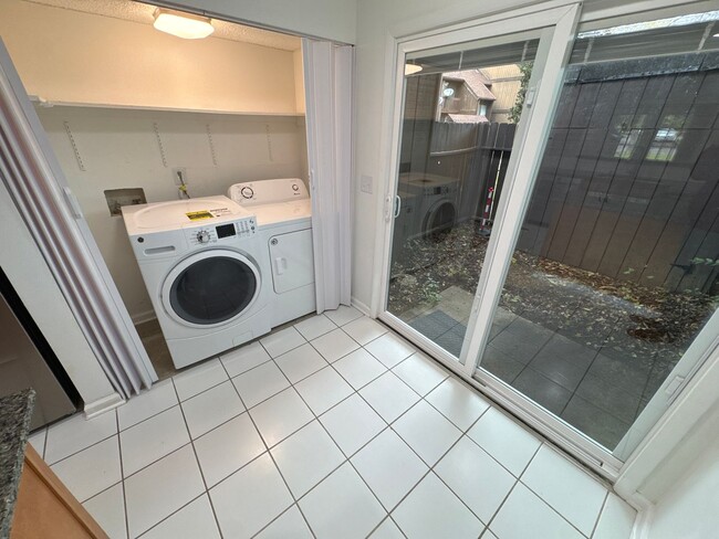 Building Photo - $500 Move-In Bonus – Apply & Move-In by February 1st